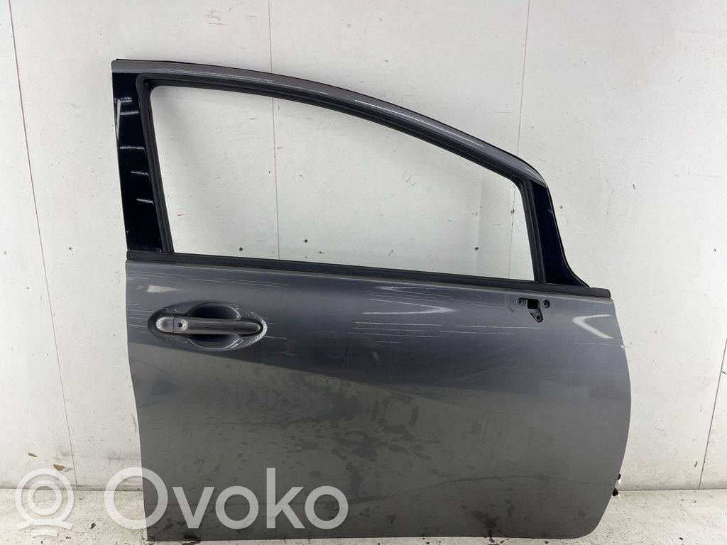 Nissan Note (E12) Porte avant 