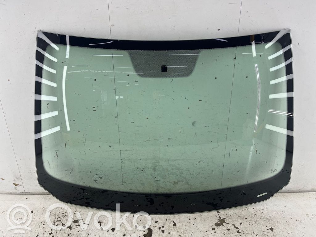 Dacia Sandero Parbriz față 