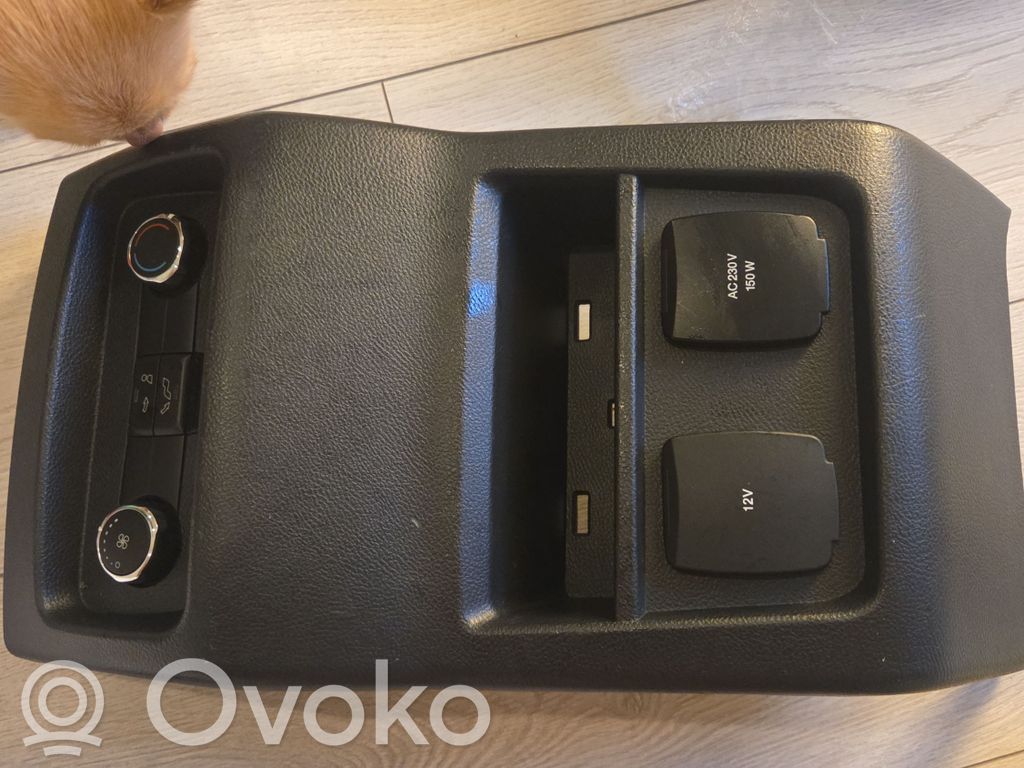 Ford S-MAX Enchufe de 12V (delantero) 
