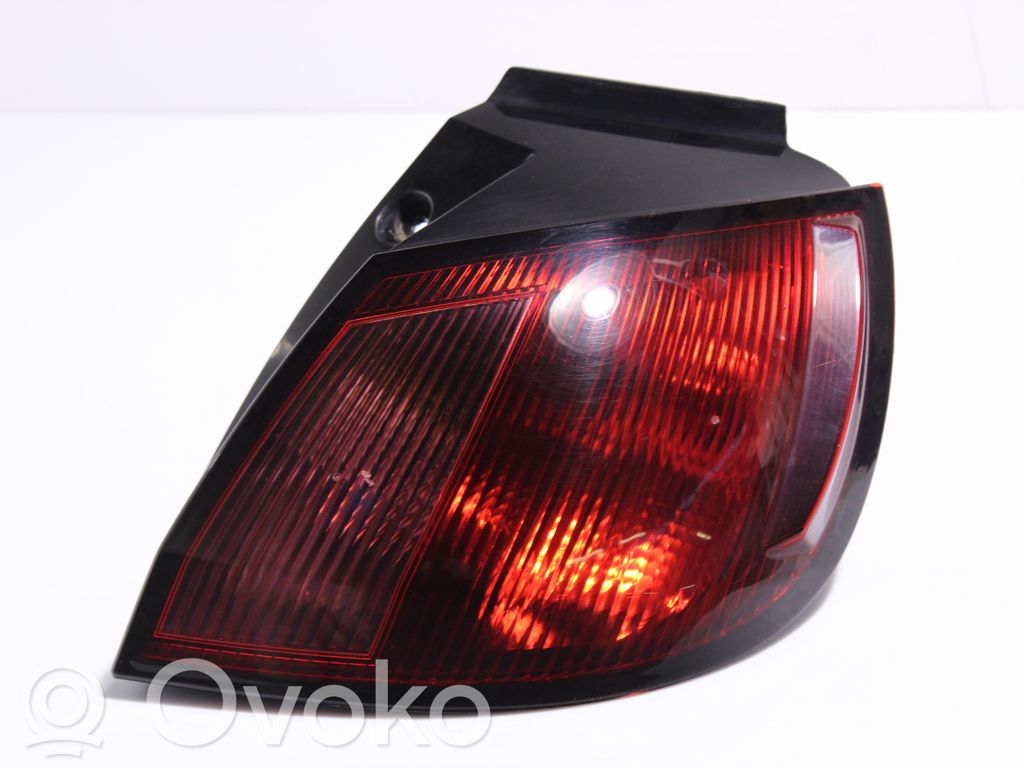Takavalot   8331A070