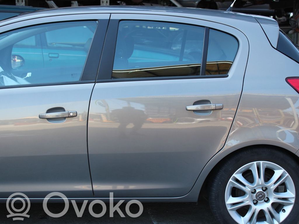 Galinės durys   93189342,00124355