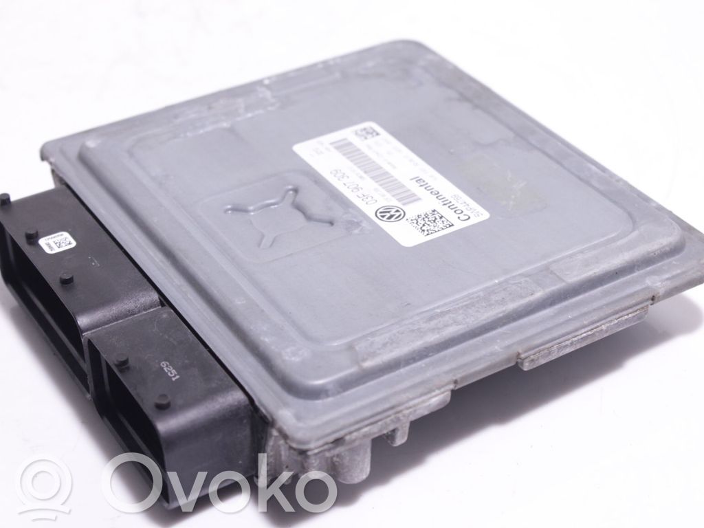 Volkswagen Golf VI Engine control unit/module 