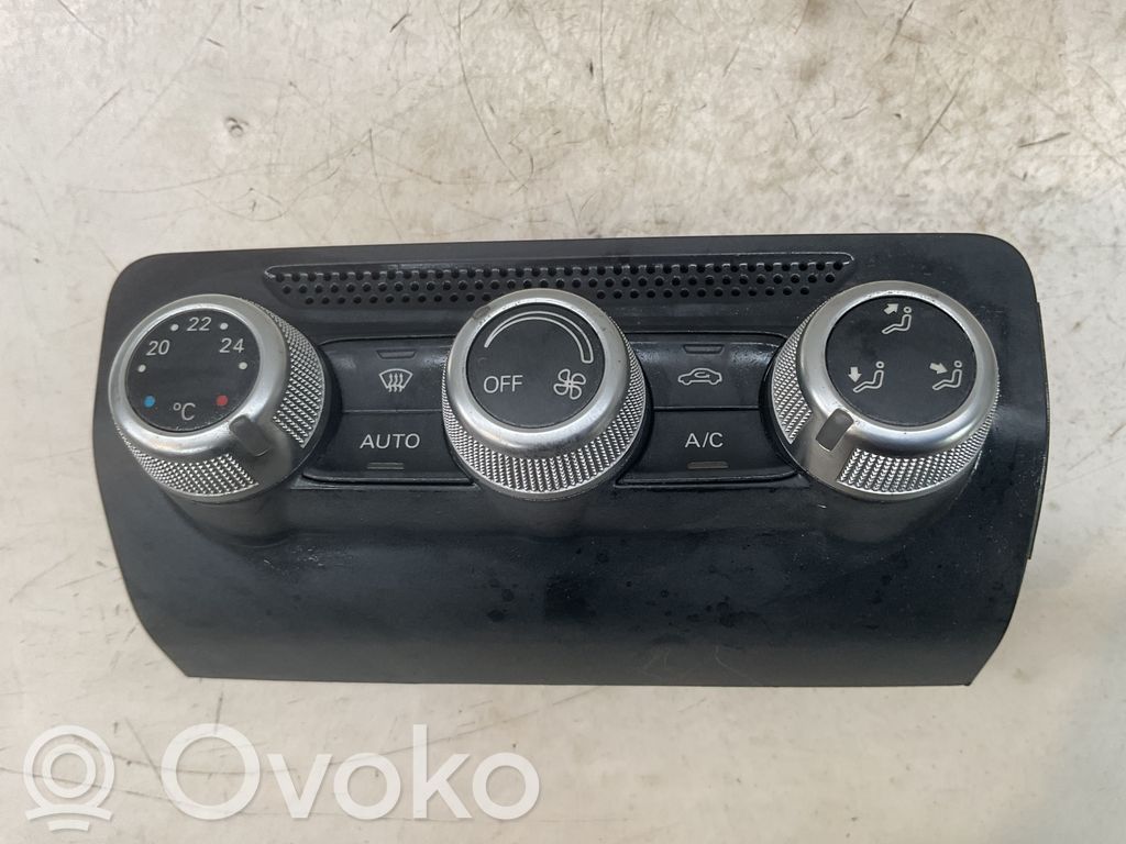Audi A1 Climate control unit 