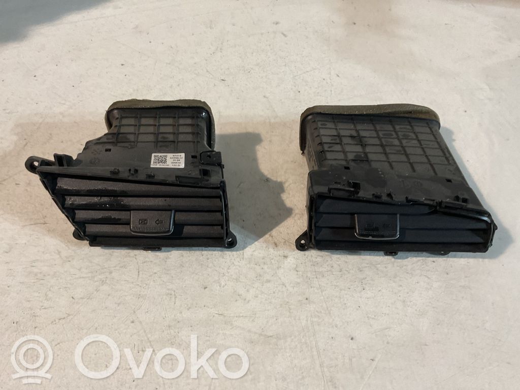 KIA Ceed Salono oro latakas (-ai) 