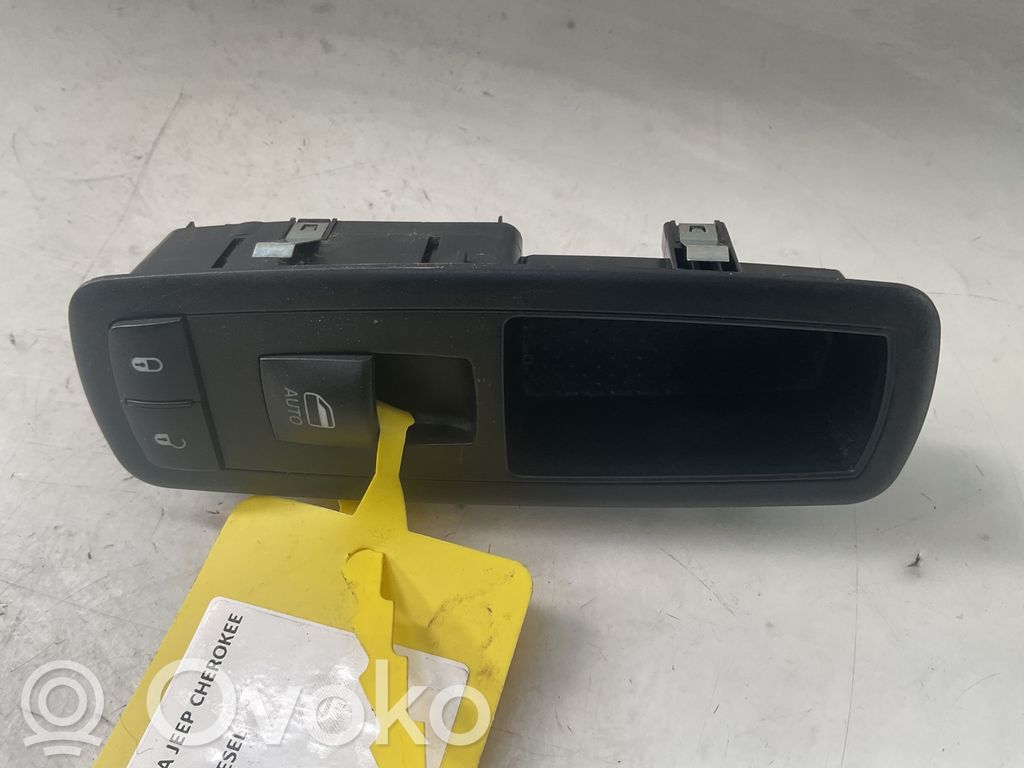 Electric window control switch   68141892AA,68141892AA