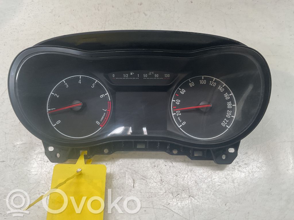 Opel Corsa E Speedometer (instrument cluster) 