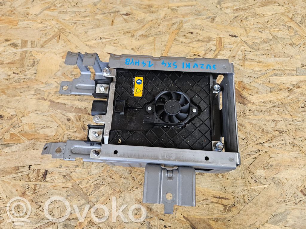 Suzuki SX4 S-Cross Voltage converter inverter 