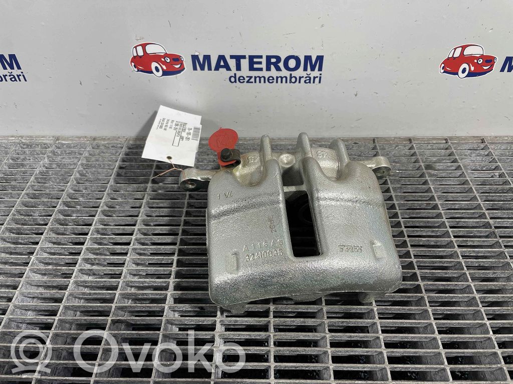 Front brake caliper   32410035