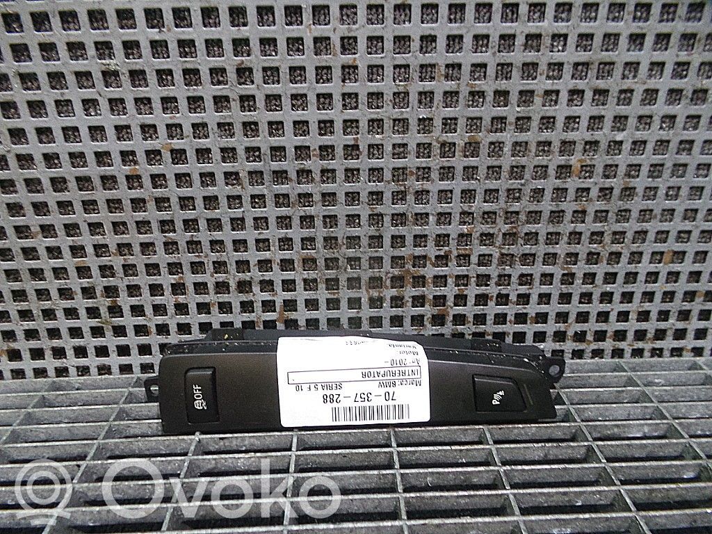BMW 5 F10 F11 Interruptor del sensor de aparcamiento (PDC) 