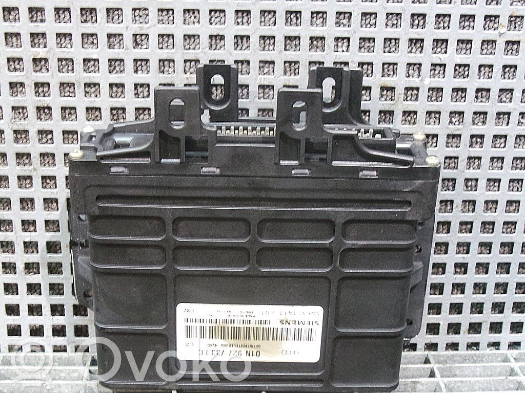 Volkswagen PASSAT B5.5 Unitate/modul de control cutie de viteze