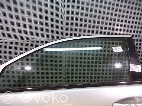 Mercedes-Benz C W203 Основное стекло передних дверей (четырехдверного автомобиля) 