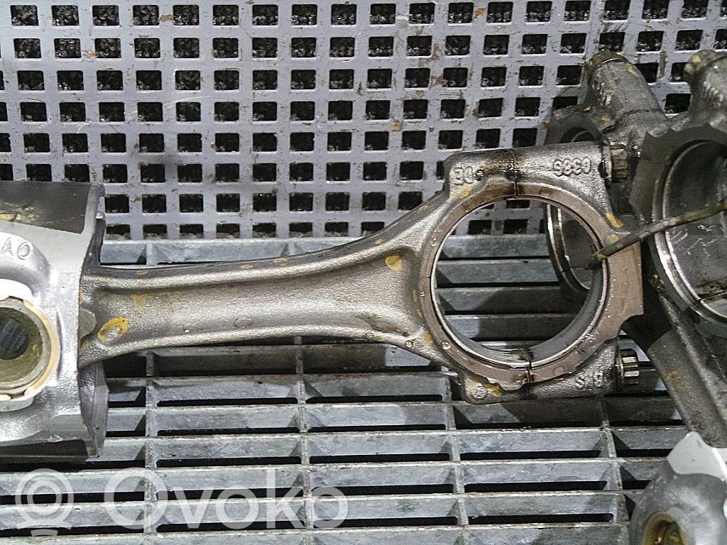 Volkswagen PASSAT B6 Barra de conexión/biela 