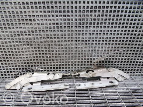 BMW 7 E65 E66 Vyris (-iai) variklio dangčio 