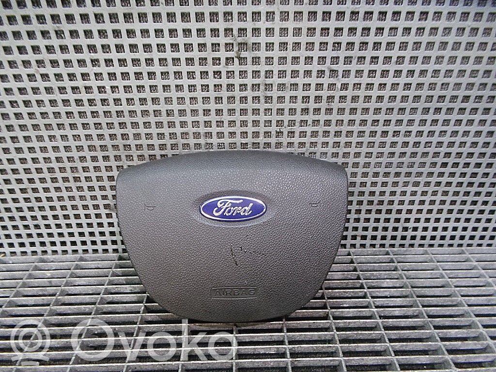 Ford Focus Vairo oro pagalvė 