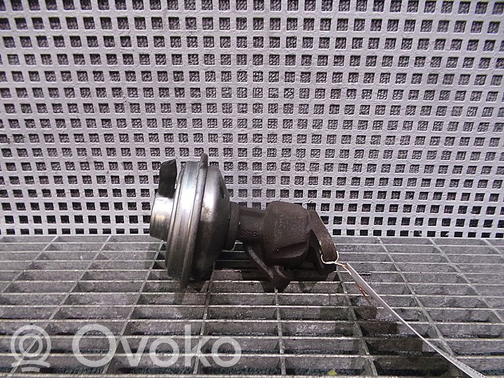 Soupape vanne EGR   059131503H