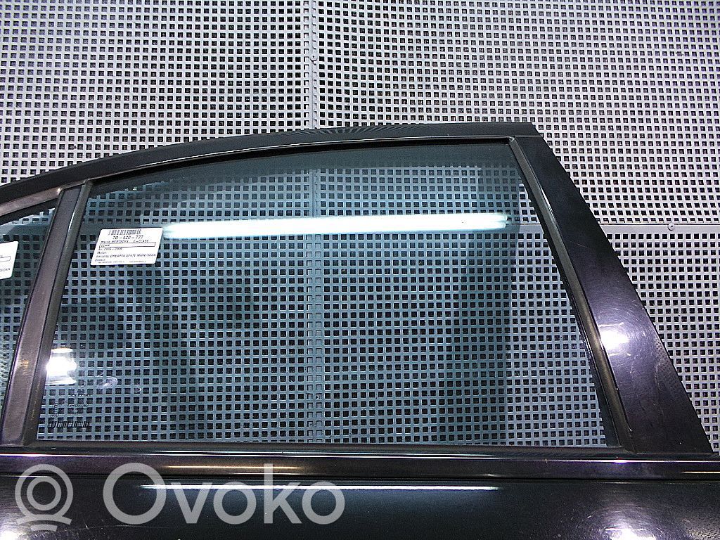 Mercedes-Benz E W211 Szyba drzwi tylnych 