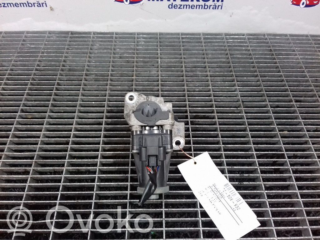 Nissan Juke I F15 Soupape vanne EGR