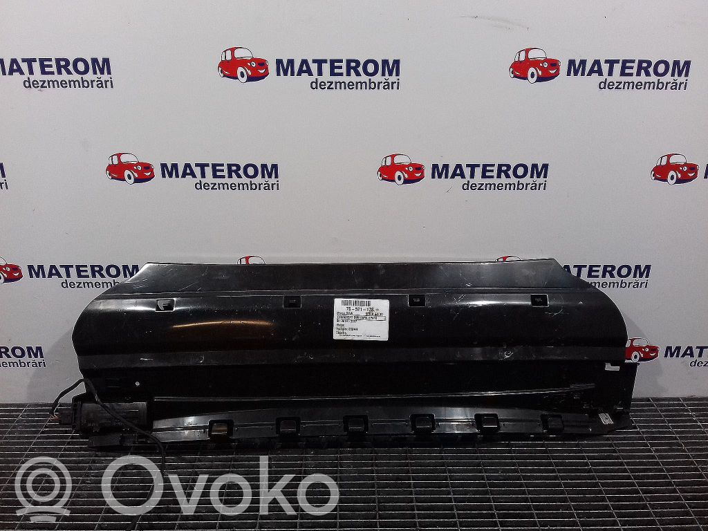BMW 5 F10 F11 Modanatura della barra di rivestimento del paraurti anteriore 