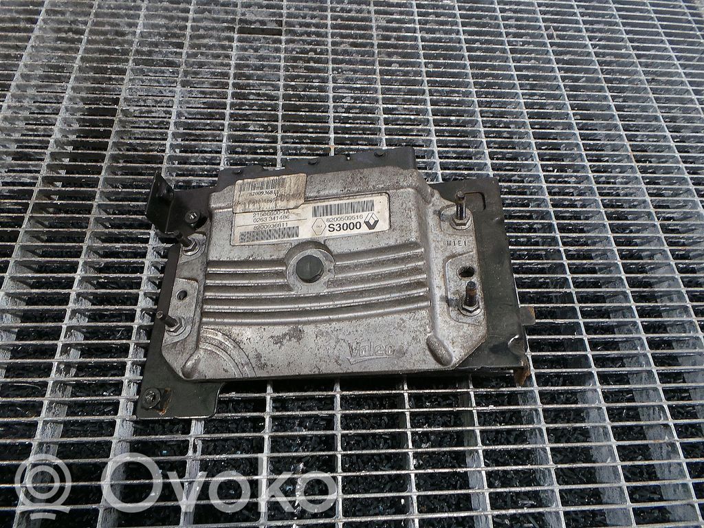 Renault Kangoo II Engine control unit/module 