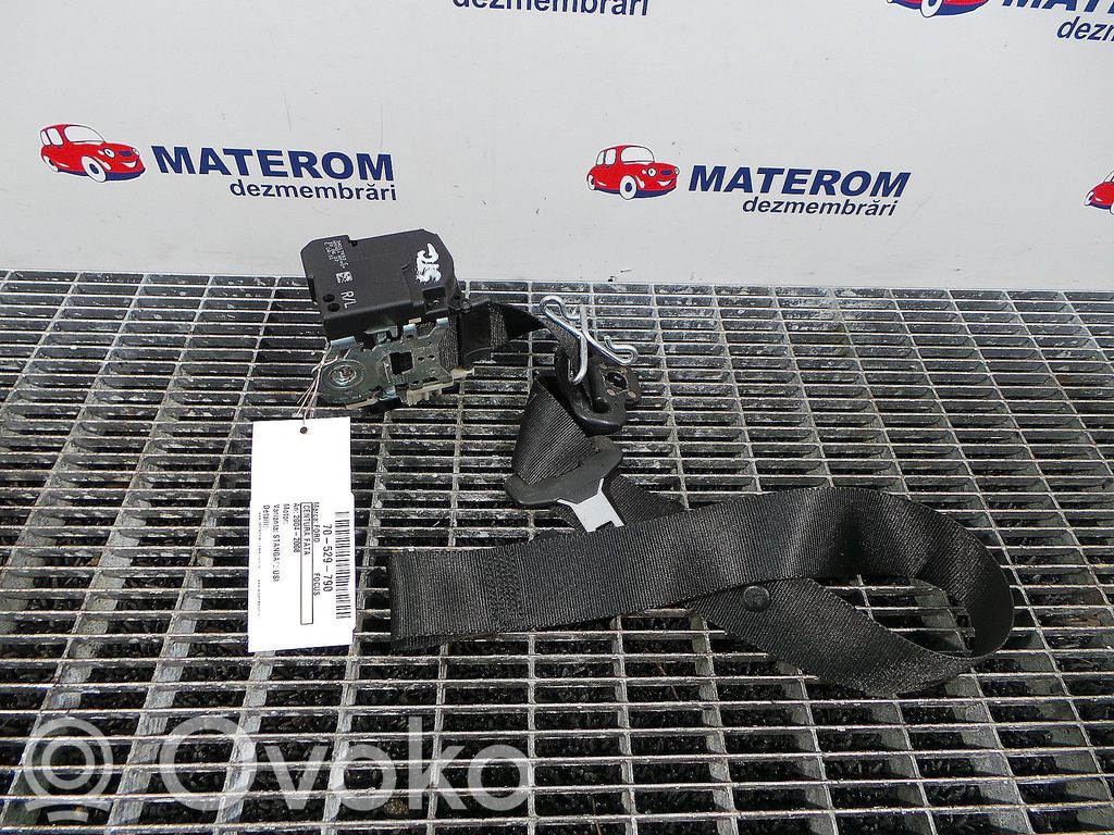 Ford Focus Front seatbelt 