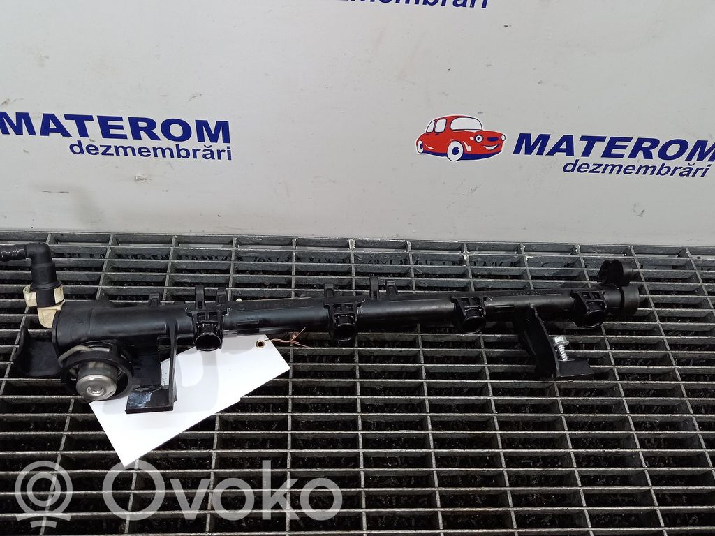 Ford Focus Tubo principal de alimentación del combustible 