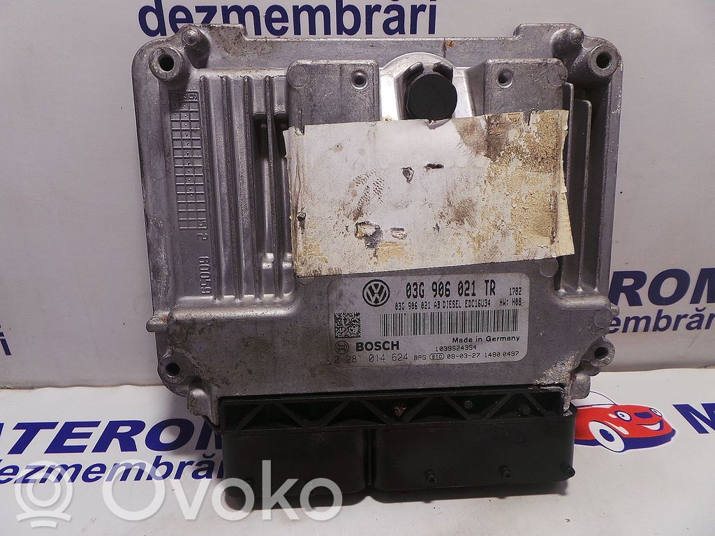 Volkswagen Golf V Engine control unit/module 