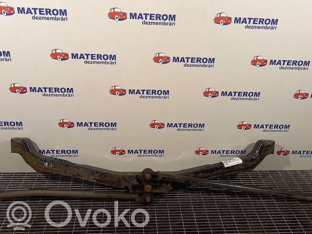 Engine mount bracket