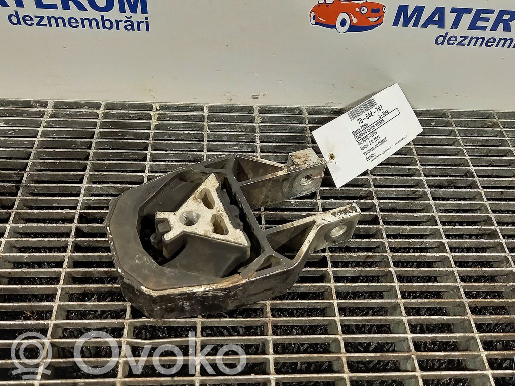 Gearbox mounting bracket   1751001