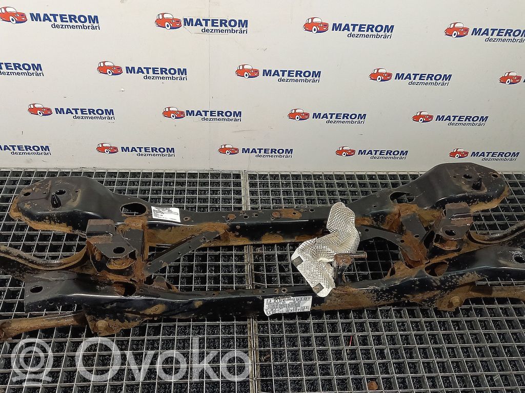 Ford Focus Galinis traversas 
