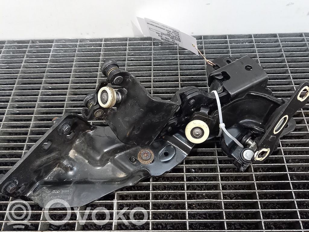 Ford B-MAX Sliding door middle roller runner 