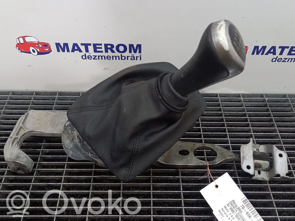 Gear shifter/selector