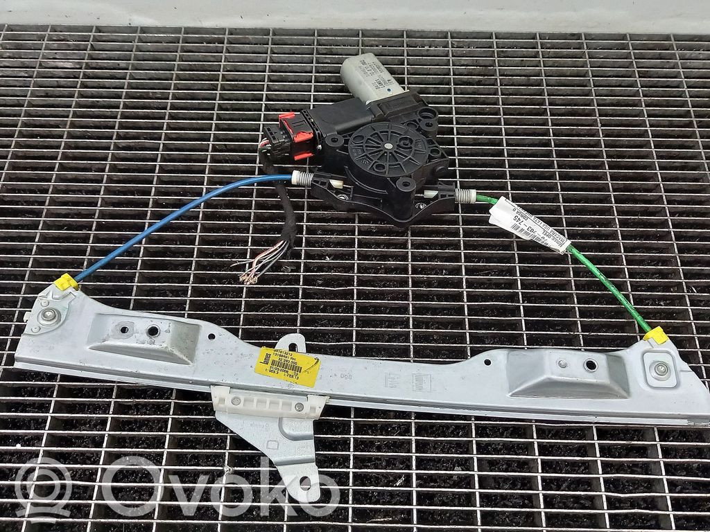 Opel Corsa D Regulador de ventanilla eléctrico de puerta delantera 