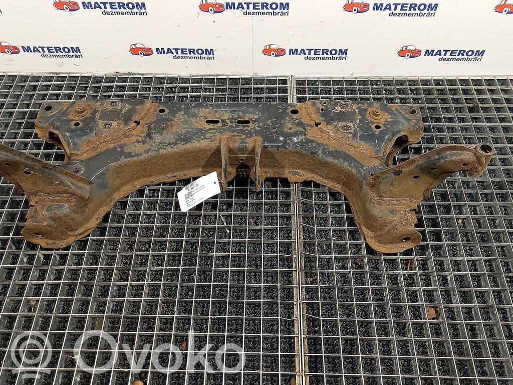Front subframe   D65134800B