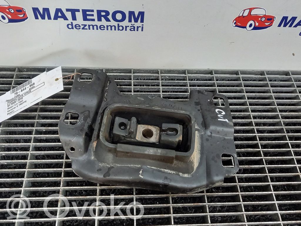 Ford Kuga I Gearbox mounting bracket 