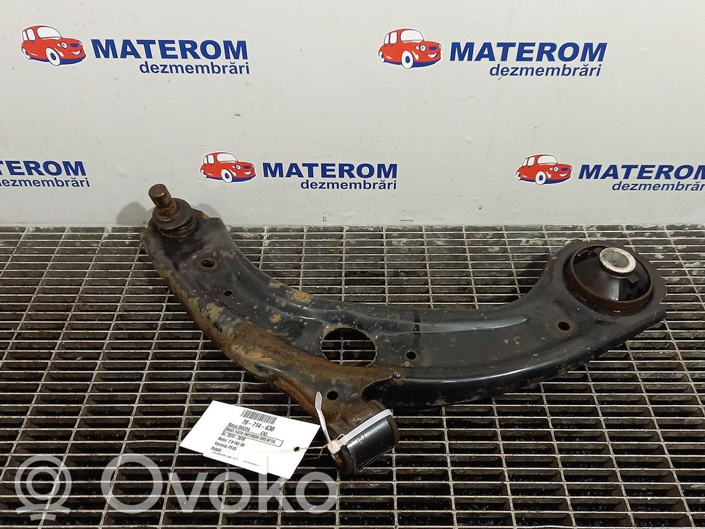 Front control arm   D10E34300