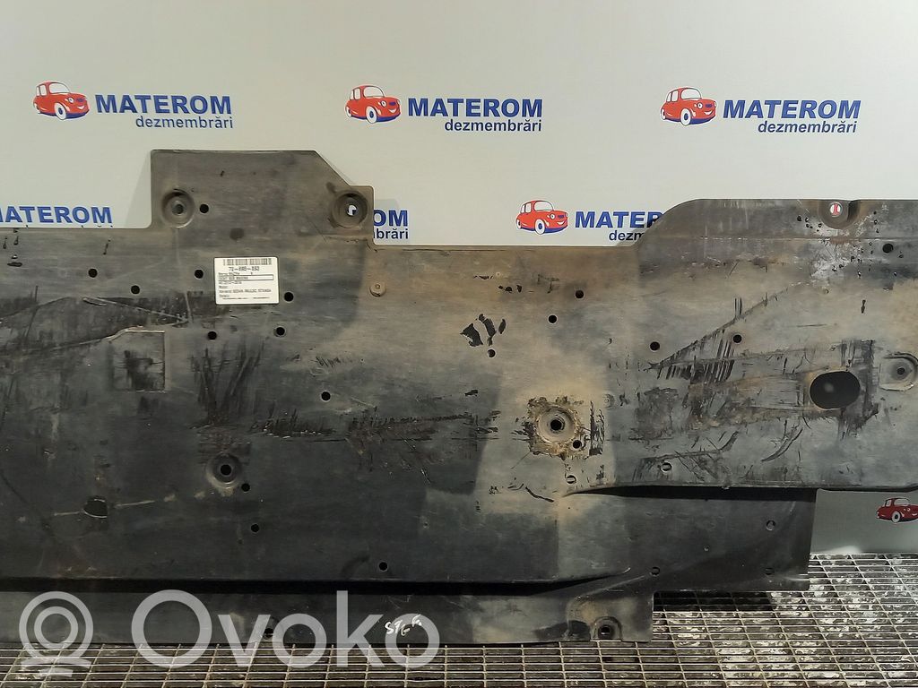 Protección inferior lateral   GMN8563H0