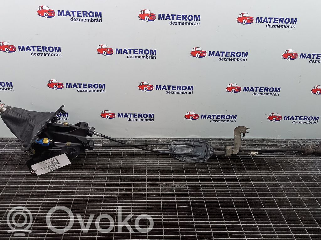 Toyota Auris 150 Selector caja de cambios 