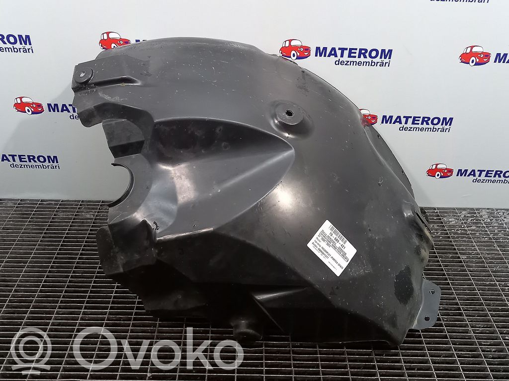 Mercedes-Benz Sprinter W906 Rivestimento paraspruzzi passaruota anteriore