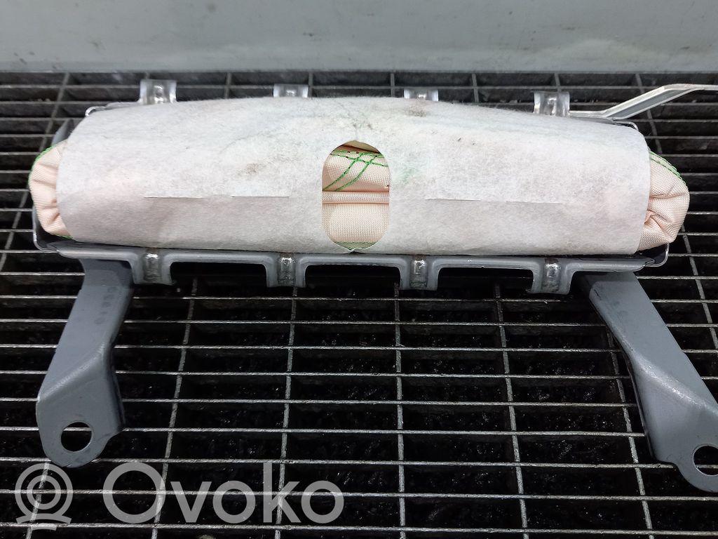 Toyota RAV 4 (XA40) Airbag per le ginocchia