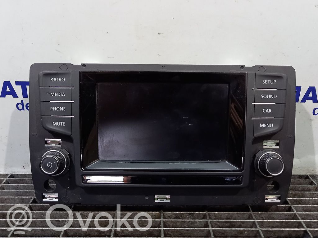 Volkswagen PASSAT B6 Unitate principală radio/CD/DVD/GPS 
