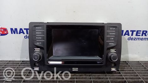 Volkswagen PASSAT B6 Radio / CD-Player / DVD-Player / Navigation
