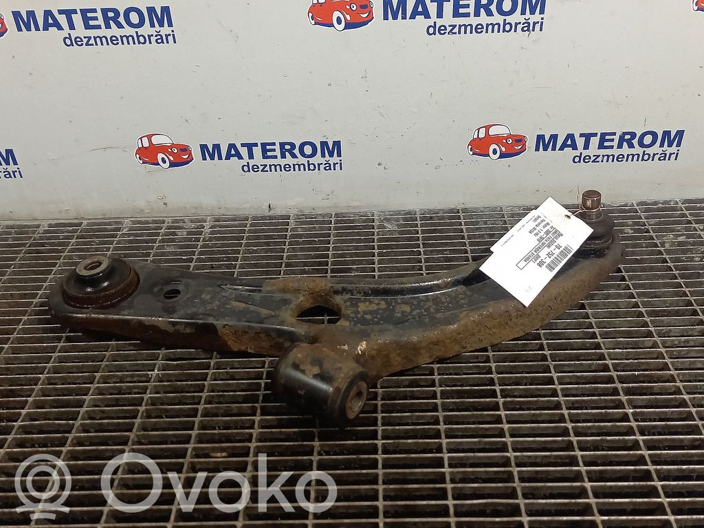 Suzuki Swift I Querlenker vorne 