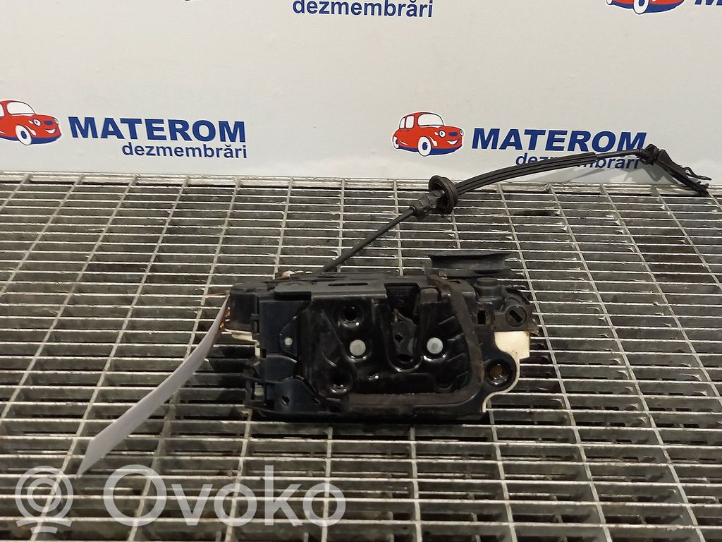 Volkswagen Golf VI Serratura portiera posteriore