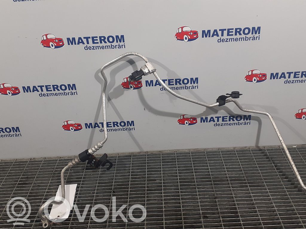 Hyundai i30 Tubo flessibile aria condizionata (A/C) 
