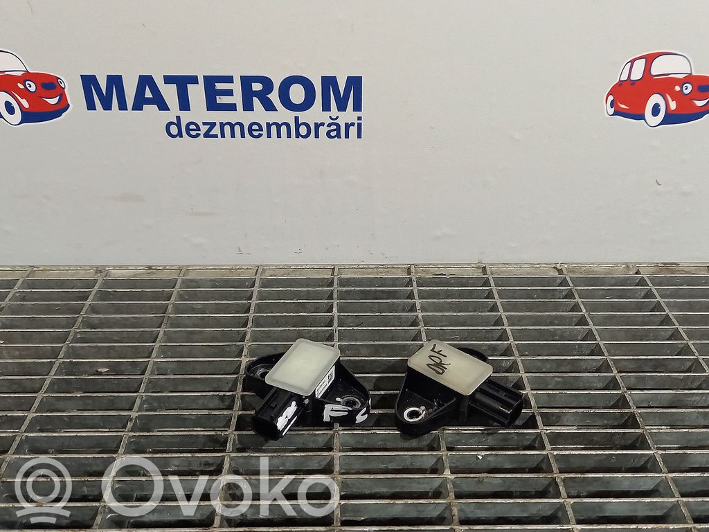 Volkswagen PASSAT B7 Sensore d’urto/d'impatto apertura airbag 
