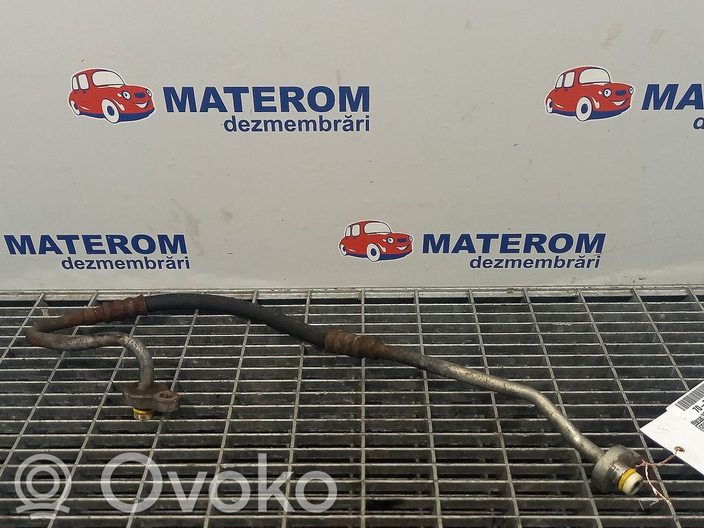 Ilmastointilaitteen putki (A/C)   31250481