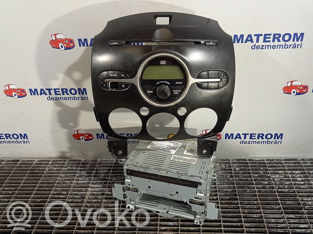 Mazda 2 Panel / Radioodtwarzacz CD/DVD/GPS
