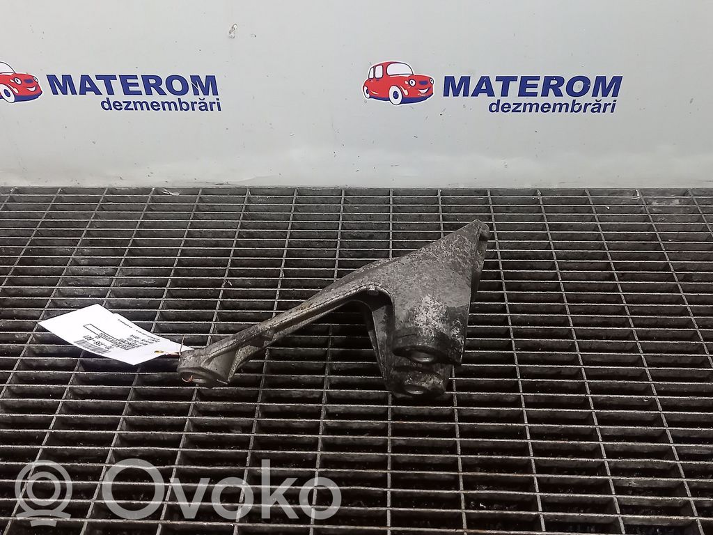 Audi A6 S6 C6 4F Engine mount bracket 