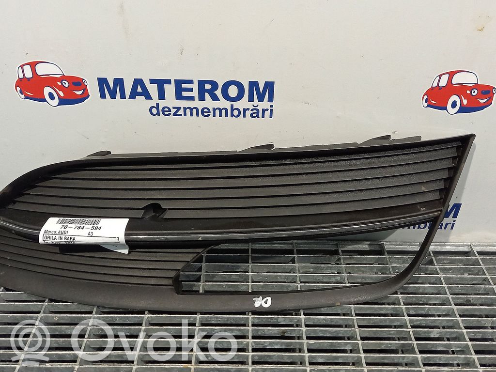 Audi A3 S3 8V Kratka dolna zderzaka przedniego 