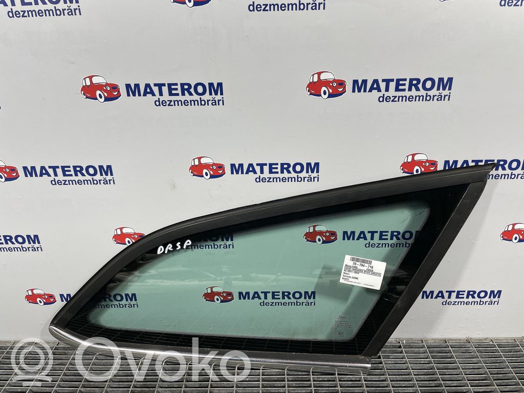Ford Focus Vidrio lateral trasero 